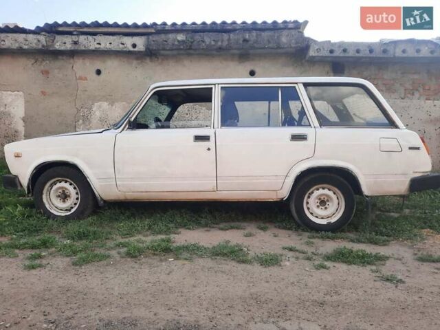 Белый ВАЗ 2104, объемом двигателя 1.5 л и пробегом 99 тыс. км за 700 $, фото 2 на Automoto.ua