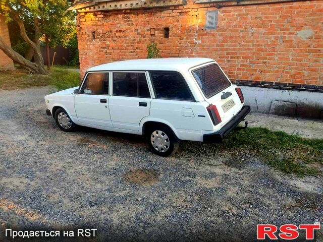 Белый ВАЗ 2104, объемом двигателя 1.6 л и пробегом 260 тыс. км за 750 $, фото 2 на Automoto.ua