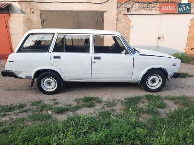 Белый ВАЗ 2104, объемом двигателя 1.5 л и пробегом 99 тыс. км за 700 $, фото 4 на Automoto.ua