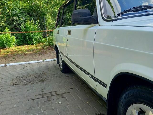 Белый ВАЗ 2104, объемом двигателя 1.5 л и пробегом 0 тыс. км за 1500 $, фото 8 на Automoto.ua
