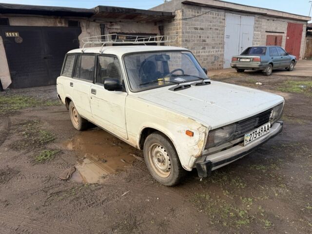 Білий ВАЗ 2104, об'ємом двигуна 1.5 л та пробігом 150 тис. км за 592 $, фото 2 на Automoto.ua