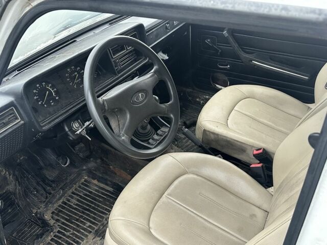 Білий ВАЗ 2104, об'ємом двигуна 1.5 л та пробігом 100 тис. км за 750 $, фото 6 на Automoto.ua