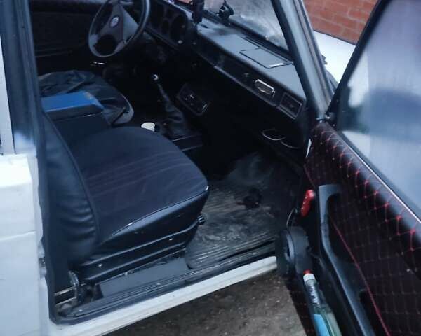 Белый ВАЗ 2104, объемом двигателя 1.45 л и пробегом 150 тыс. км за 800 $, фото 5 на Automoto.ua