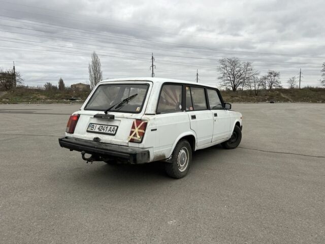 Белый ВАЗ 2104, объемом двигателя 1.3 л и пробегом 120 тыс. км за 500 $, фото 3 на Automoto.ua