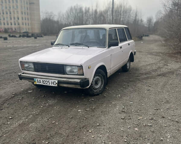 Белый ВАЗ 2104, объемом двигателя 1.7 л и пробегом 265 тыс. км за 500 $, фото 4 на Automoto.ua