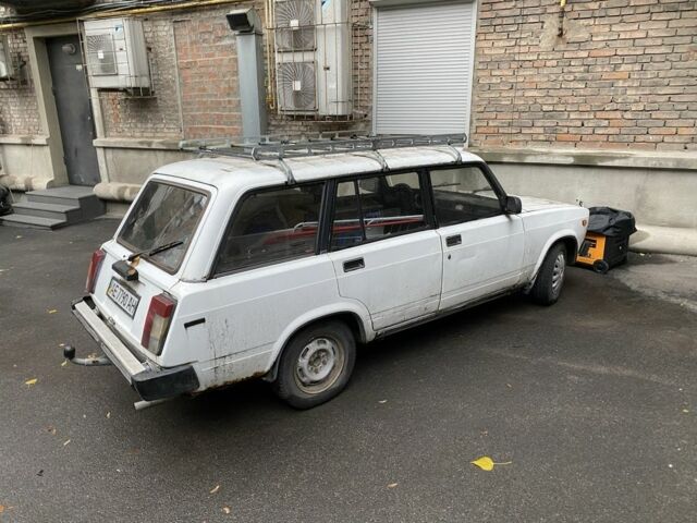 Белый ВАЗ 2104, объемом двигателя 0 л и пробегом 111 тыс. км за 1300 $, фото 2 на Automoto.ua