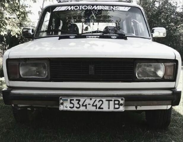 Белый ВАЗ 2104, объемом двигателя 1.6 л и пробегом 2 тыс. км за 400 $, фото 2 на Automoto.ua