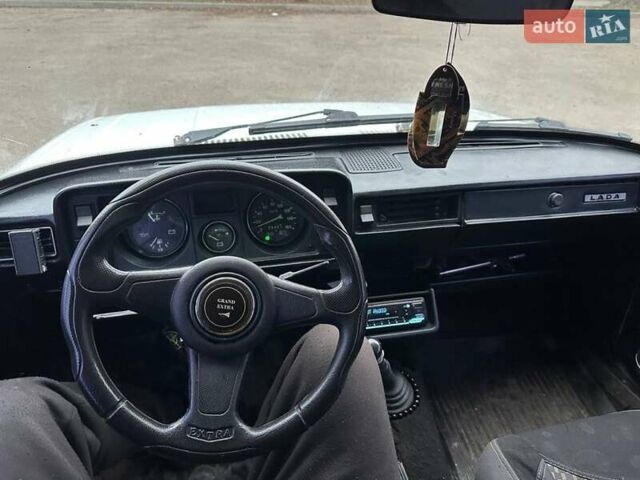 Белый ВАЗ 2104, объемом двигателя 1.5 л и пробегом 30 тыс. км за 949 $, фото 4 на Automoto.ua