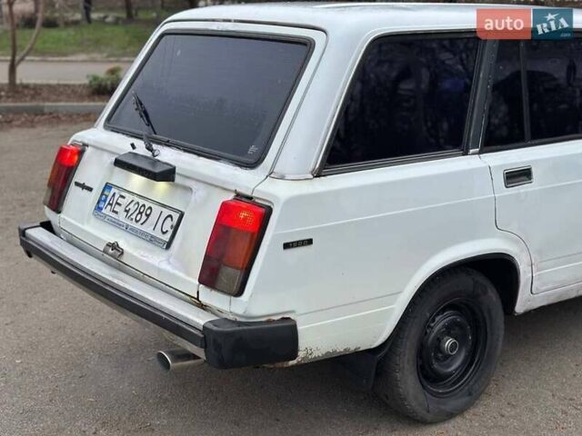 Белый ВАЗ 2104, объемом двигателя 1.5 л и пробегом 30 тыс. км за 949 $, фото 3 на Automoto.ua