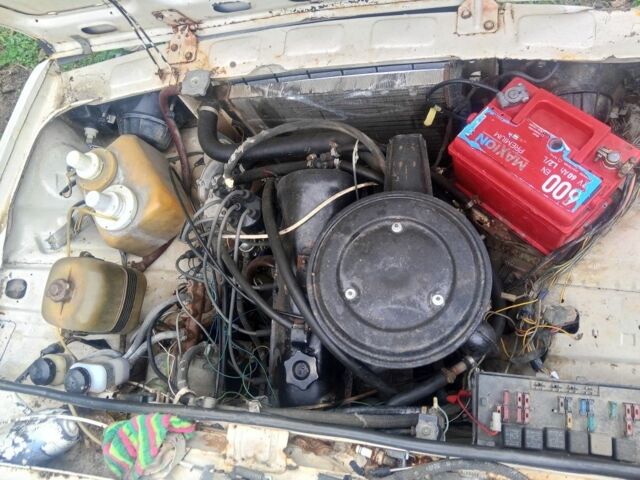 Білий ВАЗ 2104, об'ємом двигуна 1.5 л та пробігом 3 тис. км за 425 $, фото 6 на Automoto.ua
