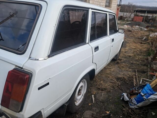 Белый ВАЗ 2104, объемом двигателя 0 л и пробегом 200 тыс. км за 1181 $, фото 3 на Automoto.ua