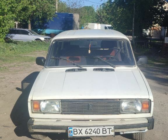 Білий ВАЗ 2104, об'ємом двигуна 1.5 л та пробігом 26 тис. км за 423 $, фото 2 на Automoto.ua