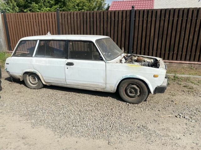 Белый ВАЗ 2104, объемом двигателя 1.5 л и пробегом 85 тыс. км за 15000 $, фото 3 на Automoto.ua