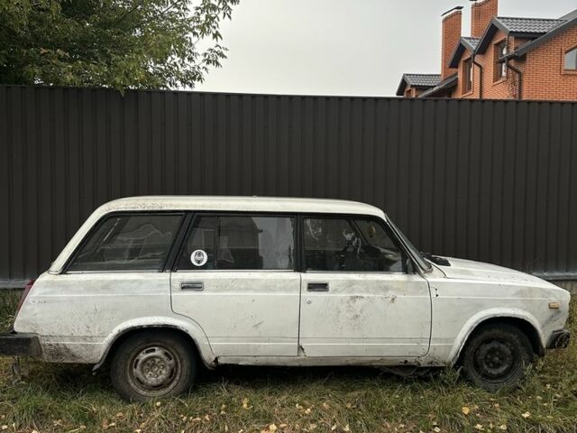 Белый ВАЗ 2104, объемом двигателя 1.6 л и пробегом 100 тыс. км за 215 $, фото 1 на Automoto.ua