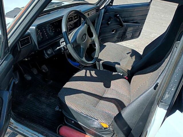 Белый ВАЗ 2104, объемом двигателя 1.5 л и пробегом 0 тыс. км за 999 $, фото 4 на Automoto.ua