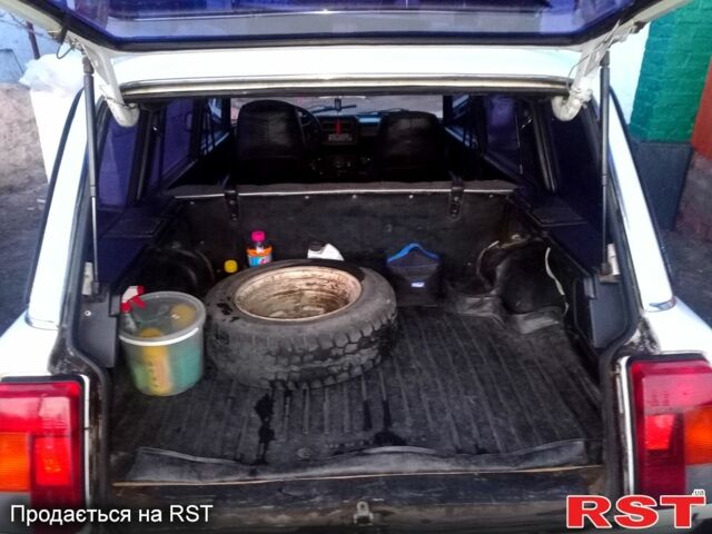 Белый ВАЗ 2104, объемом двигателя 1.5 л и пробегом 0 тыс. км за 850 $, фото 3 на Automoto.ua