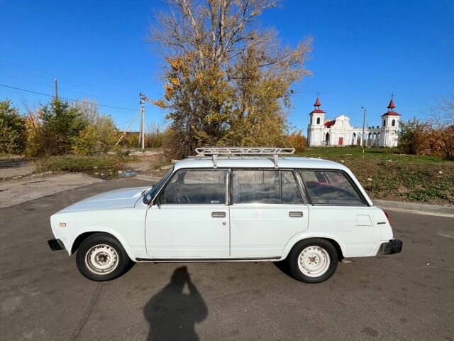 Белый ВАЗ 2104, объемом двигателя 1.5 л и пробегом 100 тыс. км за 1000 $, фото 2 на Automoto.ua