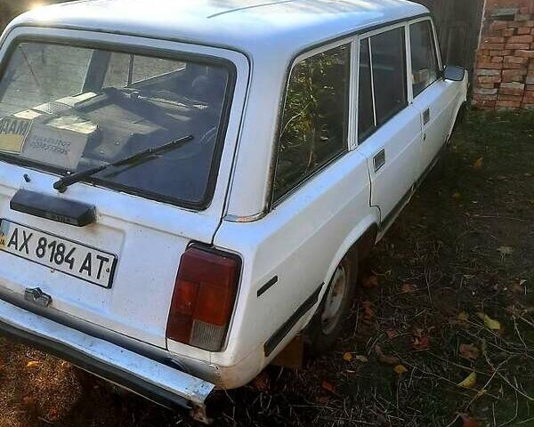 ВАЗ 2104 1999 в Чугуеве на Automoto.ua Белый ВАЗ 2104, объемом двигателя 1.5 л и пробегом 100 тыс. км за 800 $, фото 5 на Automoto.ua