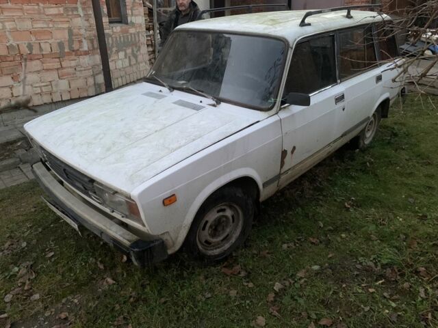Белый ВАЗ 2104, объемом двигателя 0 л и пробегом 55 тыс. км за 500 $, фото 3 на Automoto.ua