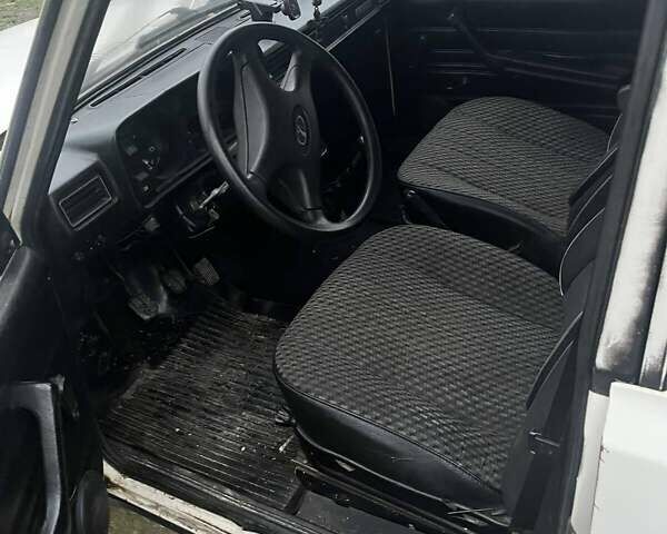 Білий ВАЗ 2104, об'ємом двигуна 1.45 л та пробігом 1 тис. км за 950 $, фото 3 на Automoto.ua