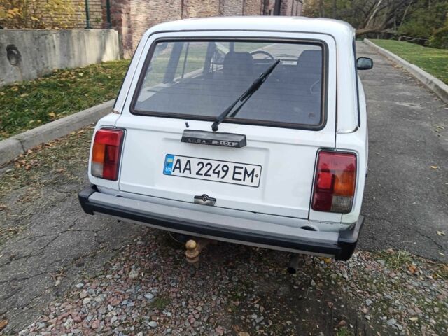 Белый ВАЗ 2104, объемом двигателя 1.5 л и пробегом 121 тыс. км за 1188 $, фото 13 на Automoto.ua