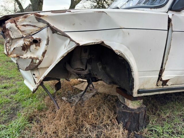 Белый ВАЗ 2104, объемом двигателя 0 л и пробегом 3 тыс. км за 329 $, фото 2 на Automoto.ua