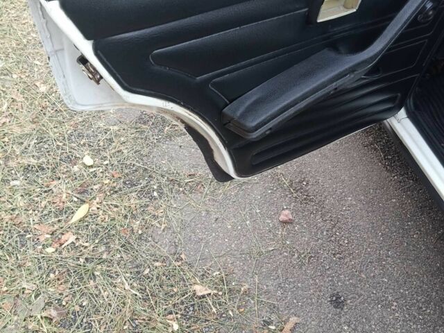 Белый ВАЗ 2104, объемом двигателя 1.5 л и пробегом 121 тыс. км за 1188 $, фото 8 на Automoto.ua