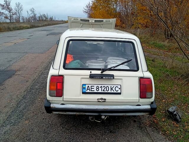 Белый ВАЗ 2104, объемом двигателя 1.5 л и пробегом 170 тыс. км за 2000 $, фото 5 на Automoto.ua
