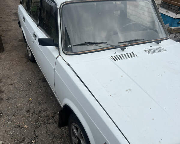 Белый ВАЗ 2104, объемом двигателя 1.45 л и пробегом 105 тыс. км за 850 $, фото 7 на Automoto.ua