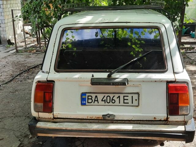 Белый ВАЗ 2104, объемом двигателя 0 л и пробегом 53 тыс. км за 592 $, фото 1 на Automoto.ua