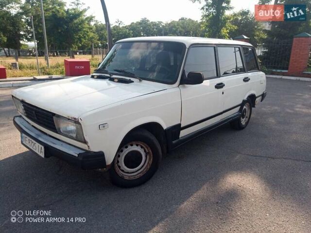 Белый ВАЗ 2104, объемом двигателя 1.45 л и пробегом 90 тыс. км за 800 $, фото 2 на Automoto.ua