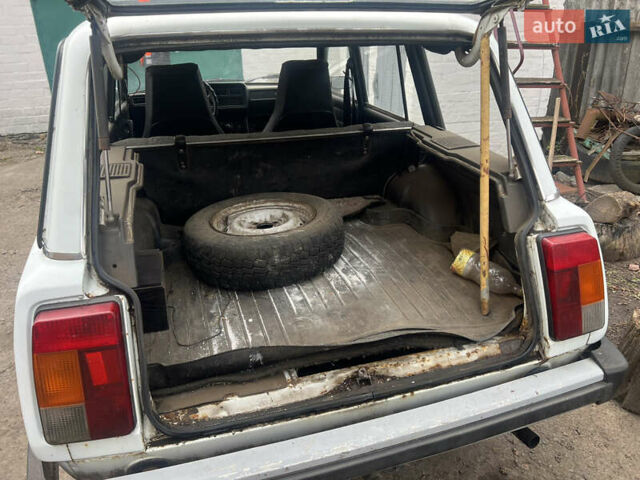 Белый ВАЗ 2104, объемом двигателя 1.45 л и пробегом 105 тыс. км за 850 $, фото 8 на Automoto.ua