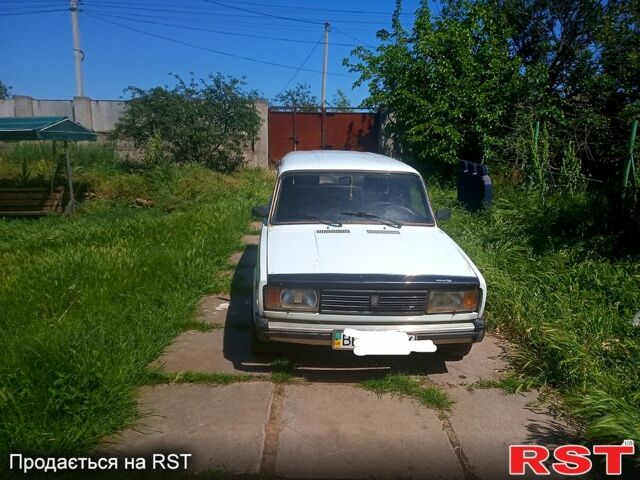 Белый ВАЗ 2104, объемом двигателя 1.5 л и пробегом 253 тыс. км за 1000 $, фото 2 на Automoto.ua