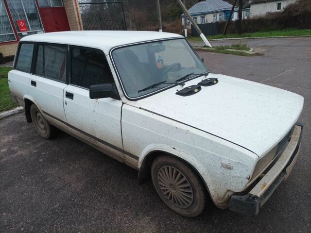 Білий ВАЗ 2104, об'ємом двигуна 1.5 л та пробігом 390 тис. км за 473 $, фото 1 на Automoto.ua