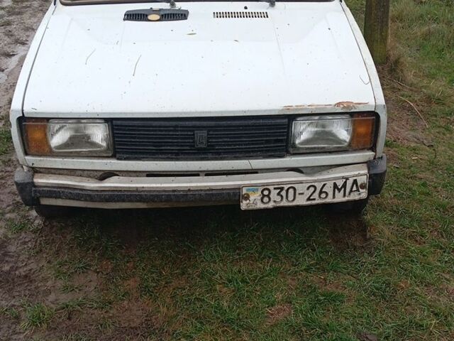 Белый ВАЗ 2104, объемом двигателя 1.5 л и пробегом 100 тыс. км за 639 $, фото 4 на Automoto.ua