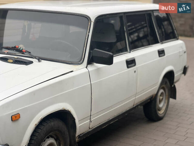 Белый ВАЗ 2104, объемом двигателя 1.5 л и пробегом 29 тыс. км за 799 $, фото 2 на Automoto.ua
