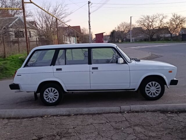 Білий ВАЗ 2104, об'ємом двигуна 1.5 л та пробігом 222 тис. км за 1100 $, фото 3 на Automoto.ua