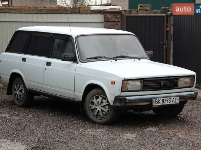 Белый ВАЗ 2104, объемом двигателя 1.45 л и пробегом 76 тыс. км за 1250 $, фото 1 на Automoto.ua