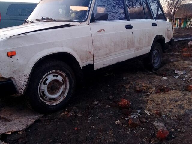 Белый ВАЗ 2104, объемом двигателя 1.5 л и пробегом 350 тыс. км за 650 $, фото 2 на Automoto.ua