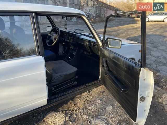 Білий ВАЗ 2104, об'ємом двигуна 1.5 л та пробігом 11 тис. км за 1150 $, фото 14 на Automoto.ua