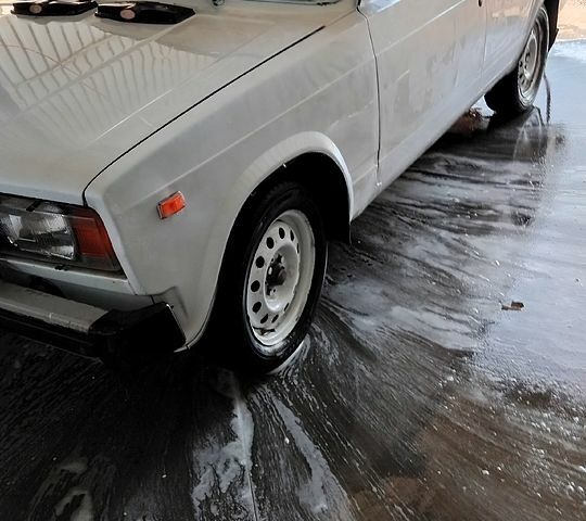 Белый ВАЗ 2104, объемом двигателя 15 л и пробегом 240 тыс. км за 1500 $, фото 7 на Automoto.ua