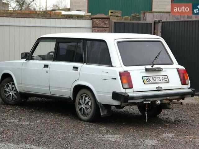 Белый ВАЗ 2104, объемом двигателя 1.45 л и пробегом 76 тыс. км за 1250 $, фото 3 на Automoto.ua