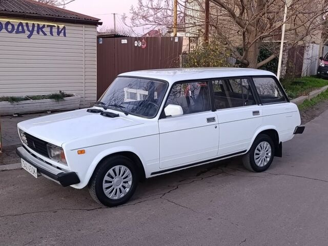 Білий ВАЗ 2104, об'ємом двигуна 1.5 л та пробігом 222 тис. км за 1100 $, фото 1 на Automoto.ua