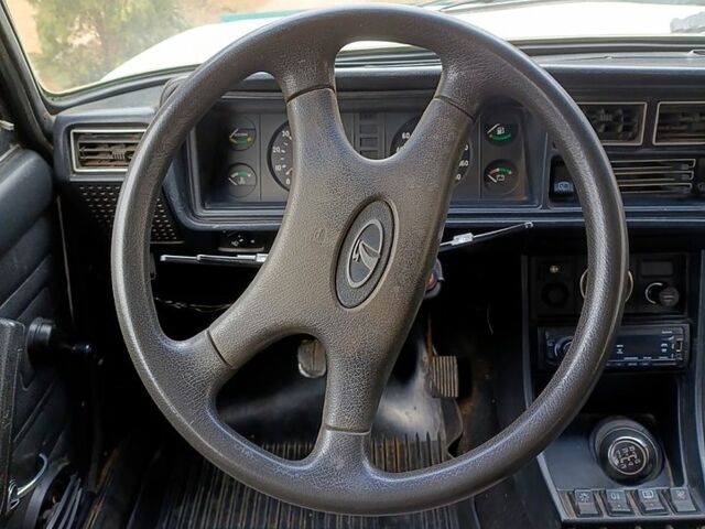 Белый ВАЗ 2104, объемом двигателя 1.5 л и пробегом 200 тыс. км за 900 $, фото 4 на Automoto.ua