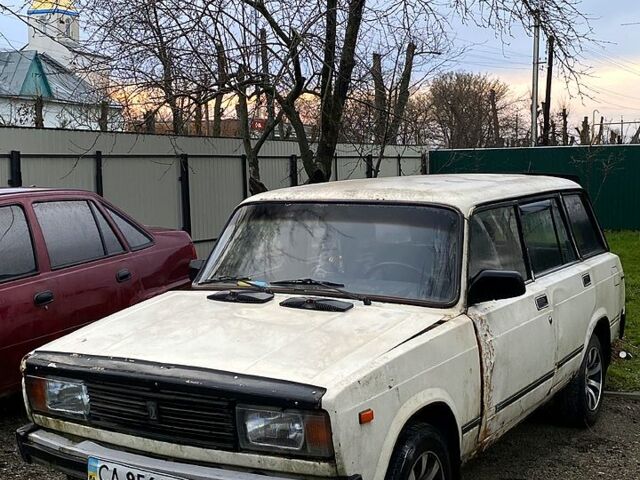 Белый ВАЗ 2104, объемом двигателя 1.5 л и пробегом 0 тыс. км за 500 $, фото 2 на Automoto.ua