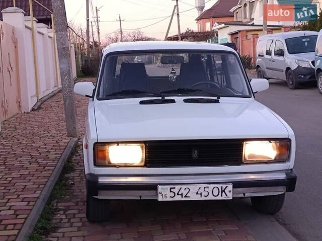 Білий ВАЗ 2104, об'ємом двигуна 1.45 л та пробігом 222 тис. км за 1100 $, фото 45 на Automoto.ua