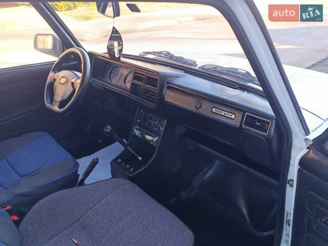 Білий ВАЗ 2104, об'ємом двигуна 1.45 л та пробігом 222 тис. км за 1100 $, фото 49 на Automoto.ua