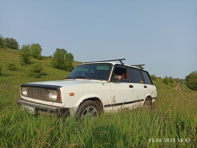 Белый ВАЗ 2104, объемом двигателя 1.5 л и пробегом 12 тыс. км за 841 $, фото 4 на Automoto.ua
