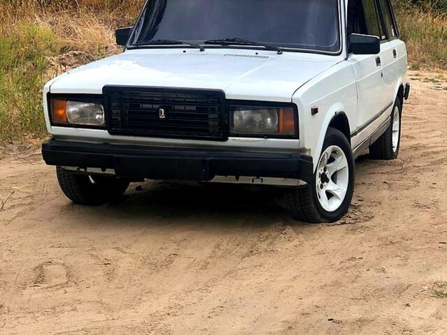 Белый ВАЗ 2104, объемом двигателя 1.5 л и пробегом 0 тыс. км за 999 $, фото 4 на Automoto.ua