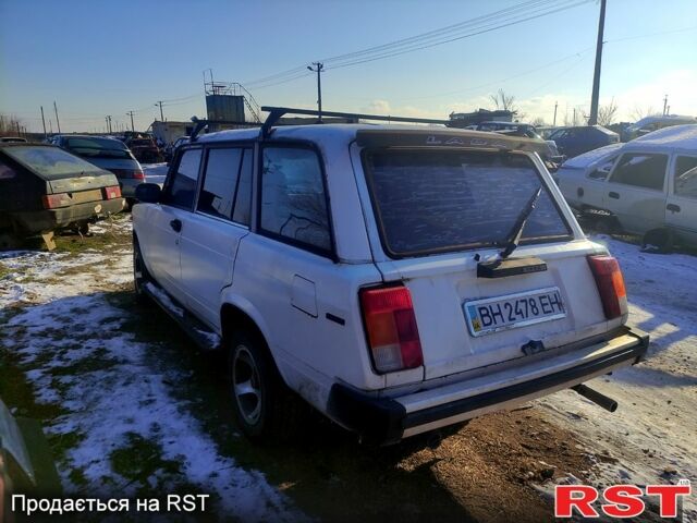 Белый ВАЗ 2104, объемом двигателя 1.5 л и пробегом 0 тыс. км за 799 $, фото 3 на Automoto.ua